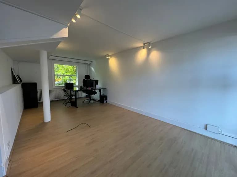 Sample image #2